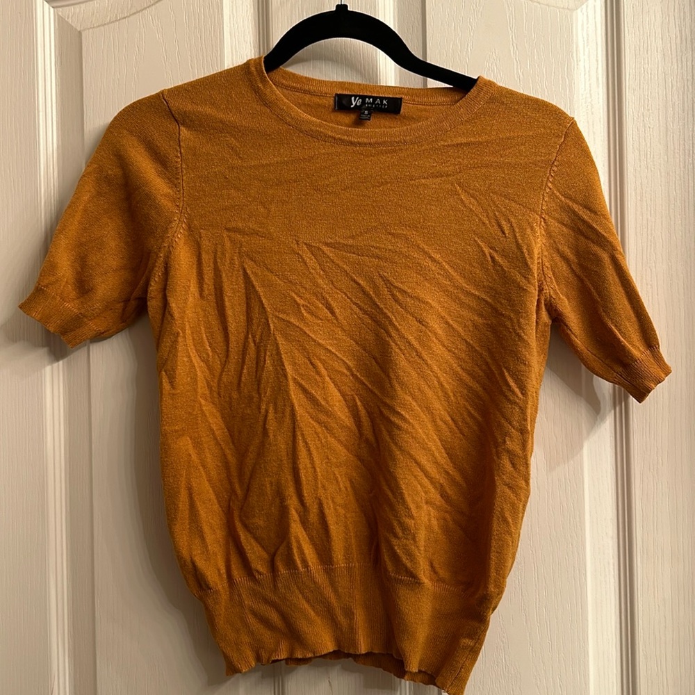 Ye Mak Sweaters #712